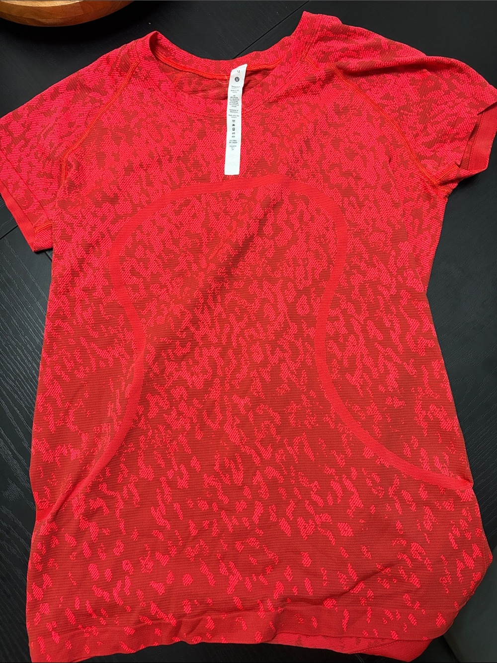 lululemon athletica Bright Red Short Sleeve Seamless Knit Tee